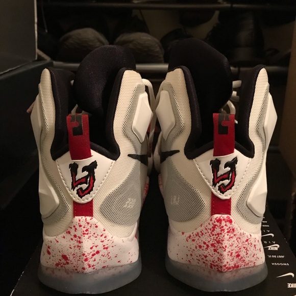 Lebron 13 “Friday the 13th” (sold) - Picture 3 of 8